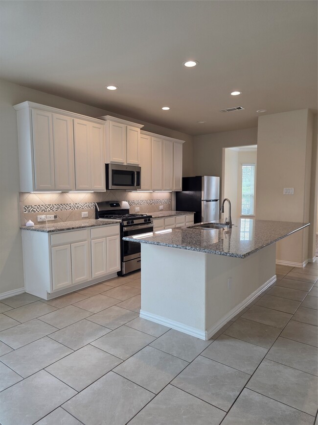 Photo - 24722 Lake Basin Ct