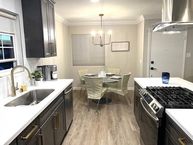 Photo - 3589 Nina St