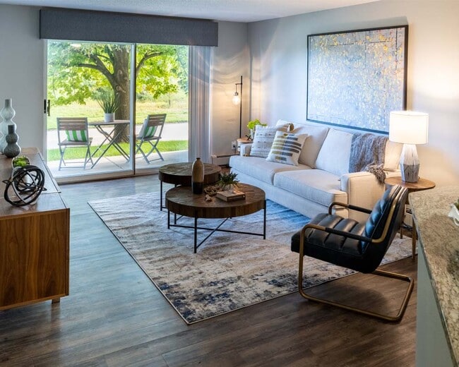 Valley Creek Apartments