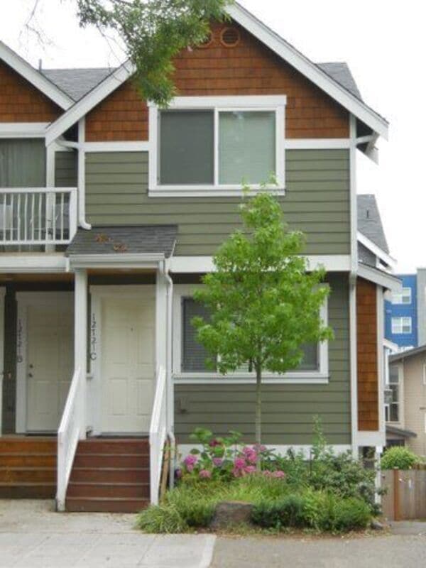 Building Photo - 12721 35th Ave NE Rental