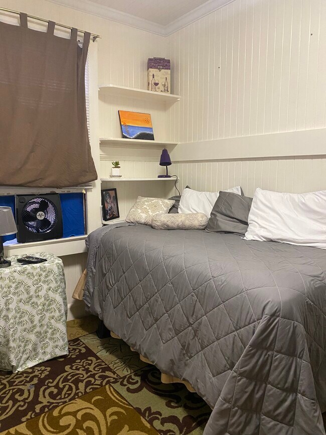 Photo - 1090 Karratti Ln Unit Studio