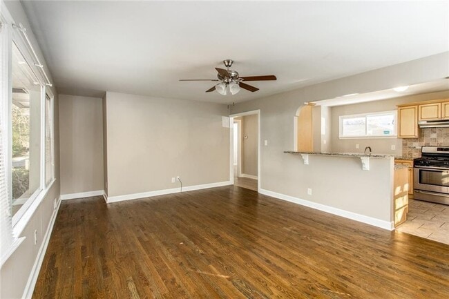 Photo - 2720 Stonecreek Rd