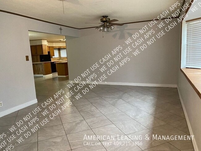 Photo - 3549 Drexel Ave