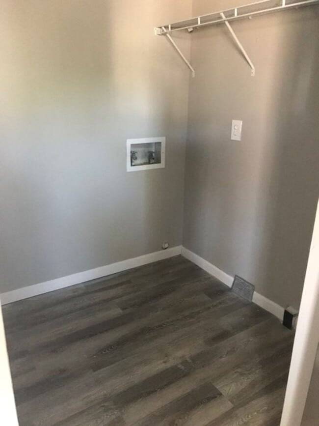 Photo - Coming Soon! Three Bedroom Townhome!!