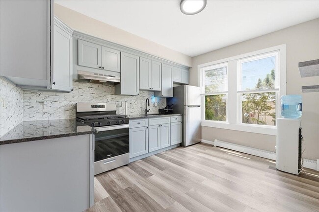 Photo - 169 Zabriskie St Unit 1