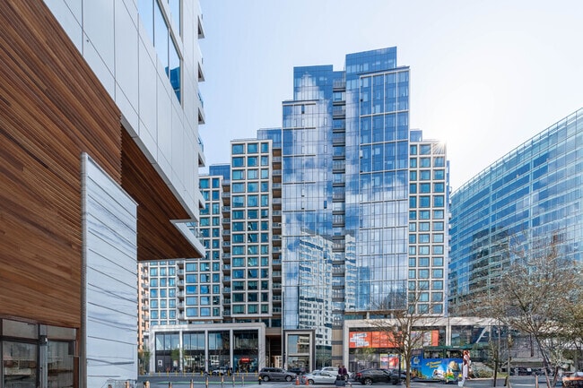 133 Seaport Boulevard se encuentra en el submercado Seaport de Boston. - EchelonSeaport Towers 1 & 2