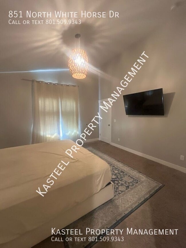 Photo - 851 White Horse Dr