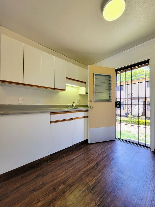 Photo - AVAILABLE March 16, 2026 | 2 Bedroom, 1 Bathroom Townhome with 1 Assigned Parking | Located at Wa...