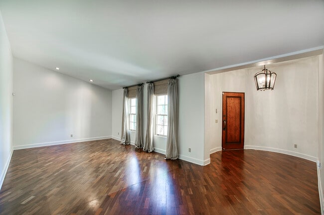 Photo - 4049 N 57th Pl