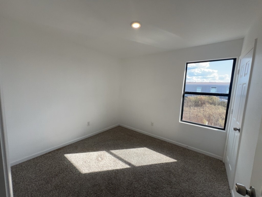 Photo - 695 Rd 5707