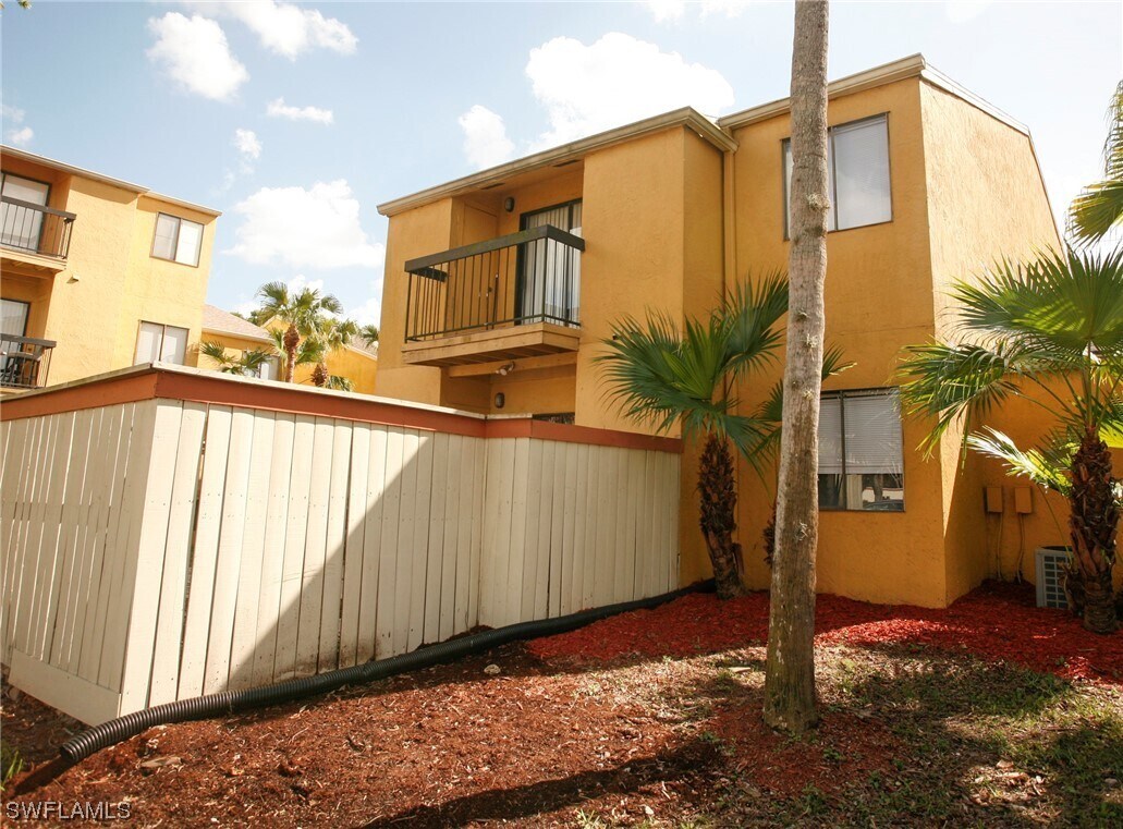 Photo - 2885 Winkler Ave Unit 609