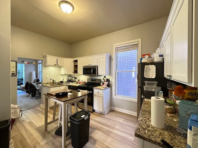 Photo - 1622 N Campbell Ave Unit 3