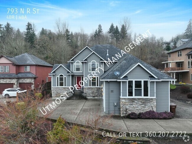 Building Photo - Beautiful 4BD Washougal home with 2 master...