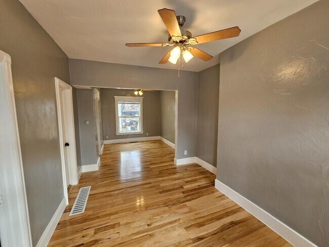 Photo - 1807 E 37th Ave