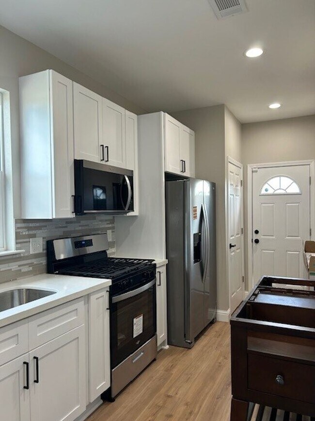 Photo - 1828-1830 Benefit Street Unit 1828 Benefit St.