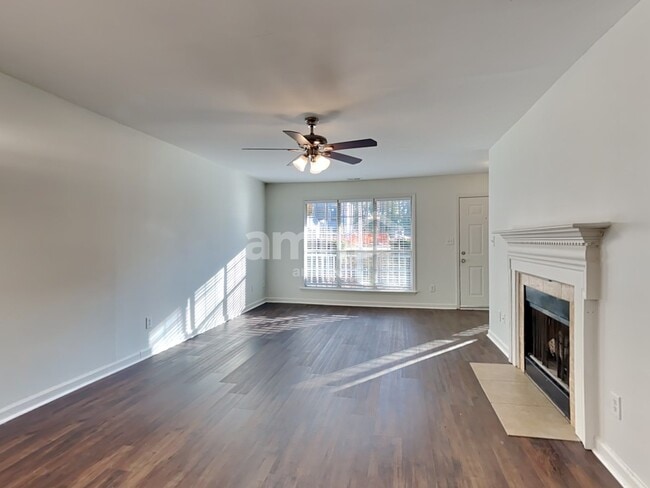 Photo - 109 Johnson St