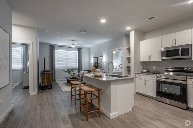 2BR, 2BA - 1056 SF (B1)