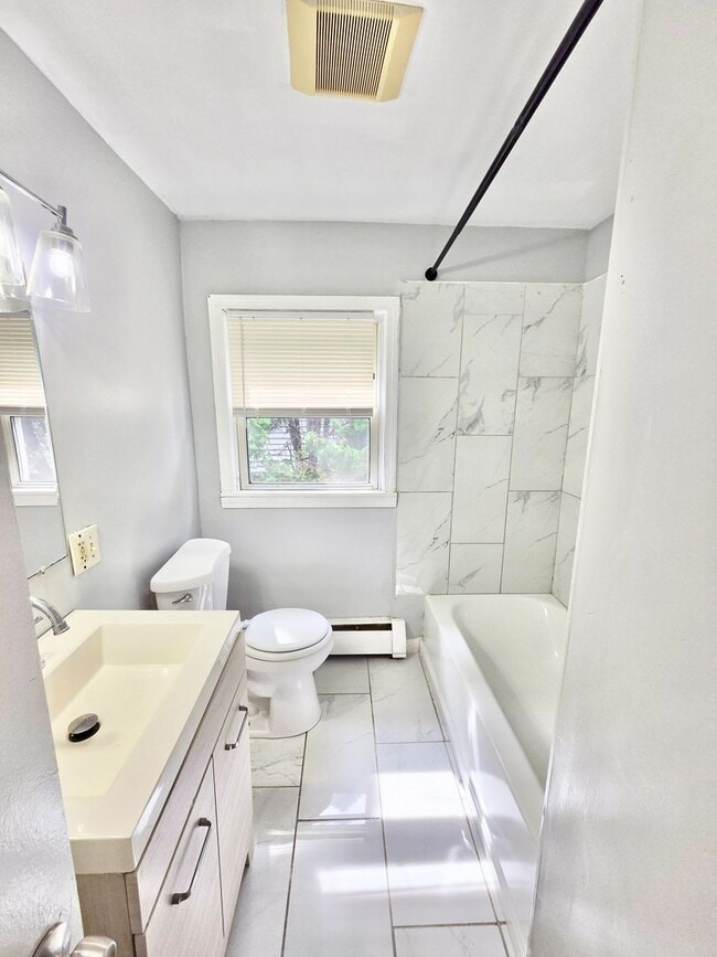 39 Standish Ave