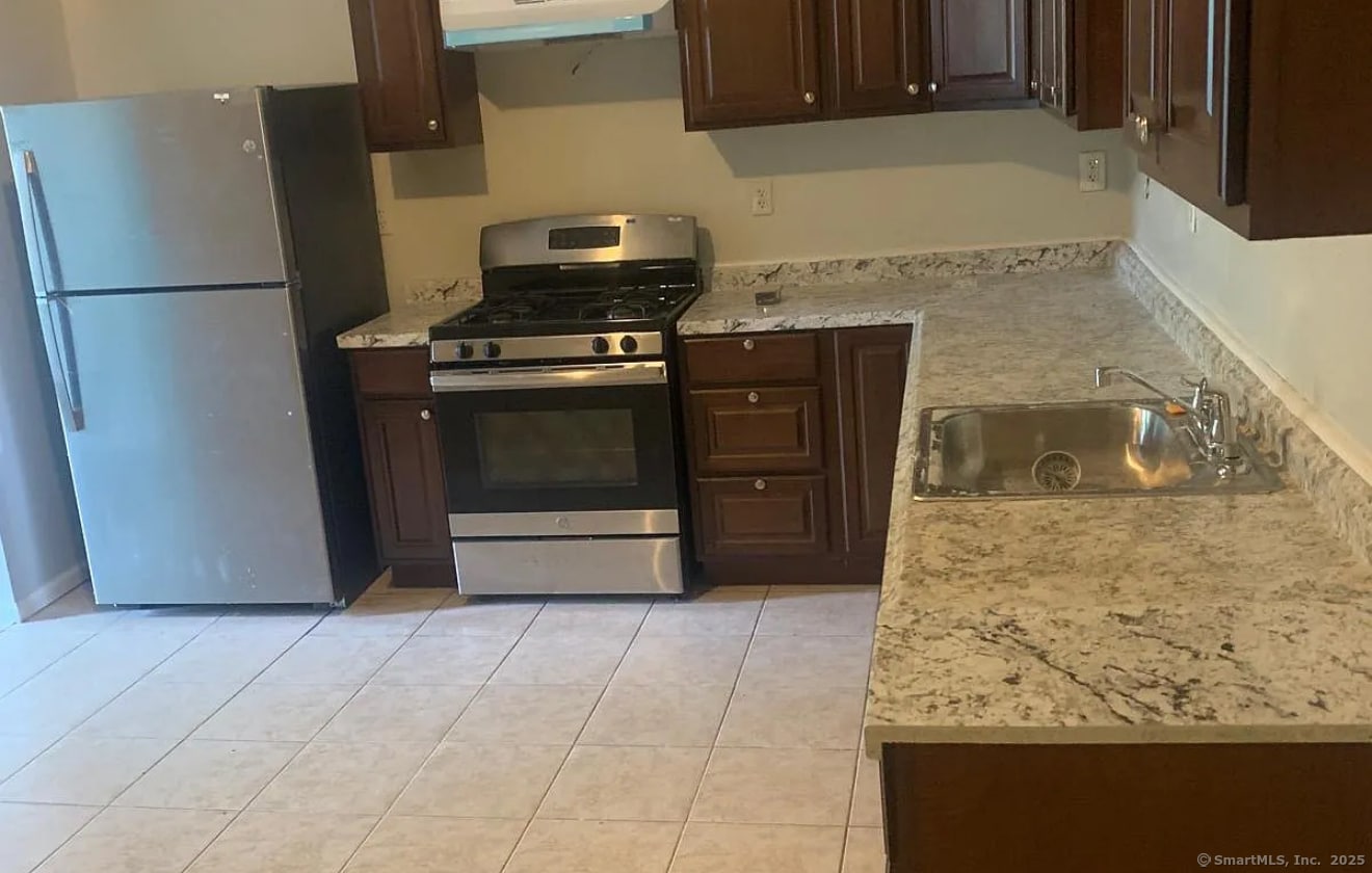 Photo - 1408 Stratford Ave Apartment Unit 3rd