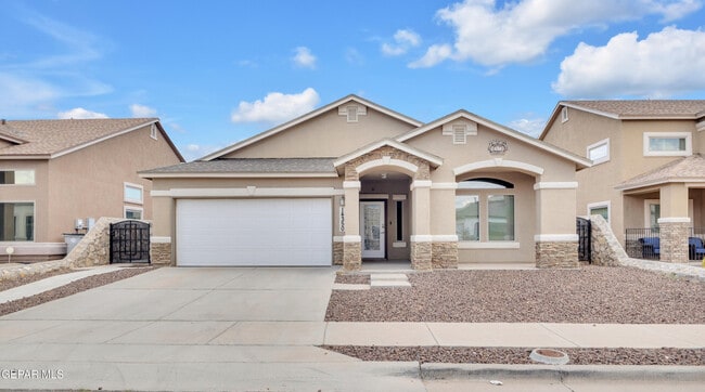 Building Photo - 14350 N Cave Dr Rental