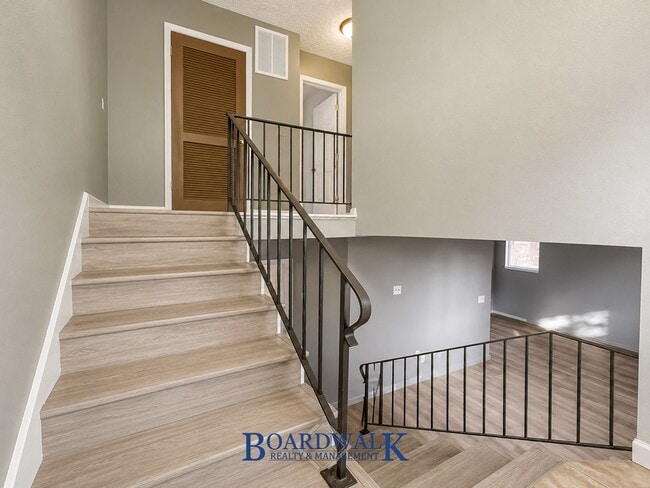 Photo - 572 400 N Unit 572 W 400 N