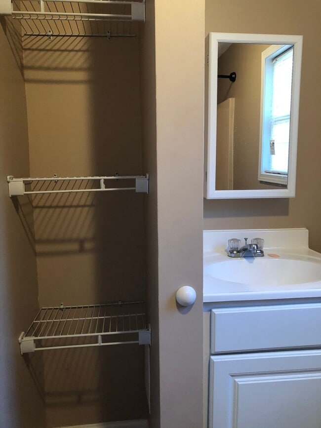 Photo - 503 N Bradford Ave Unit 503 North Bradford Ave.