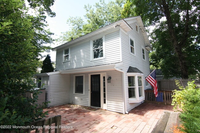Building Photo - 15-17-17 E Lincoln Ave Rental