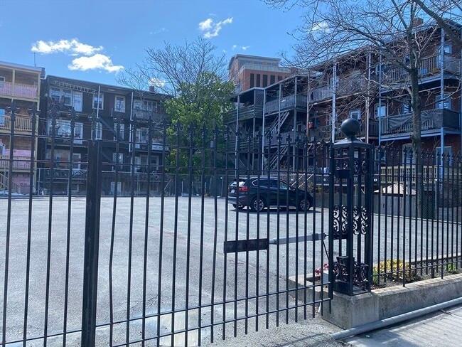 Photo - 150 Liverpool St Unit 3
