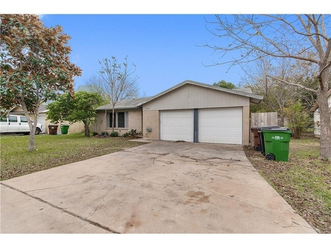 Photo - 2003 Heathwood Cir