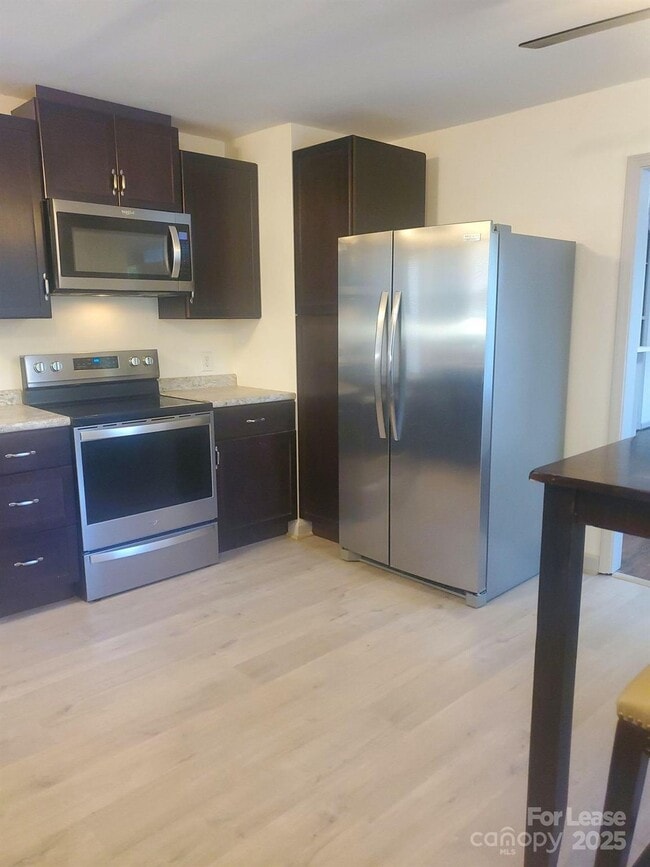 Photo - 3405 Erinbrook Ln