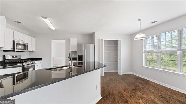 Photo - 317 Shasta Ln