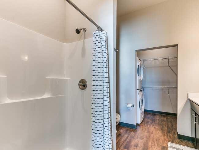 1 Bedroom- Bathroom