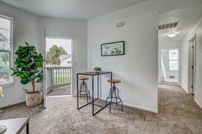 Photo - 2990 W C St