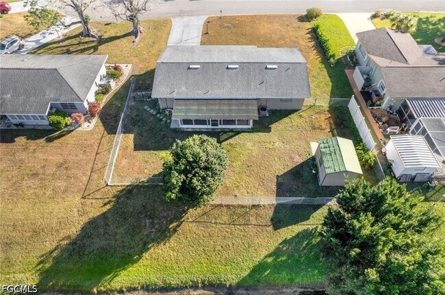 Photo - 211 S Lake Dr