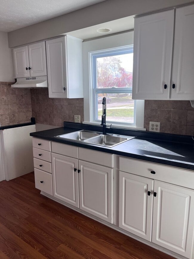 Photo - 1615 1617-1617 Canadian Ave Unidad 1 — 1615 Canadian Ave