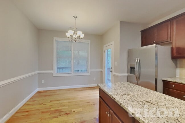 Photo - 70 Hilldebrant Dr