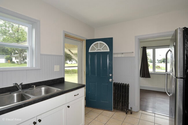 Photo - 151 N Virginia St