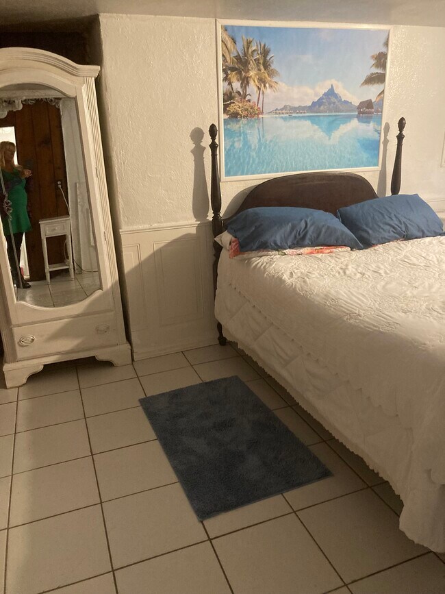 Photo - 15 Cross St Unit One bedroom