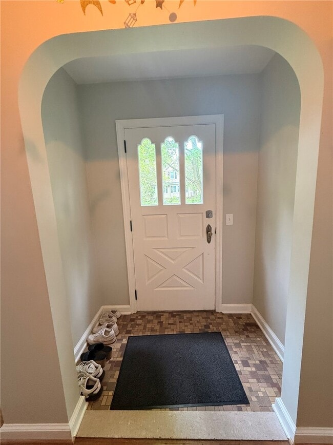 Photo - 165 Orchard Dr