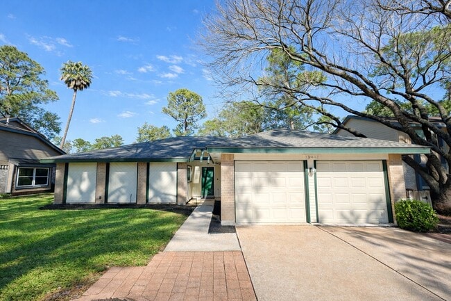 Building Photo - 13402 Nevermore Dr