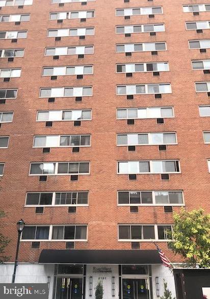 Building Photo - 2101-17 Chestnut St Unit 902 Rental