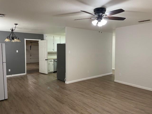 7601 Thompson Pkwy