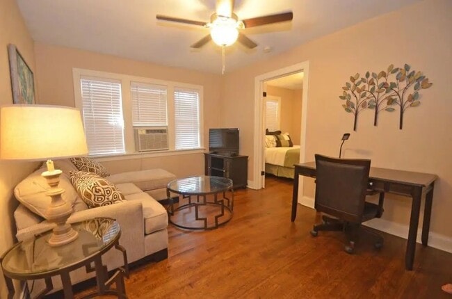 Photo - ME ME Unit 44