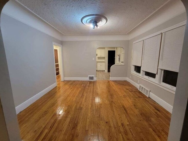 Photo - Beautifully updated large spacious home.  ...