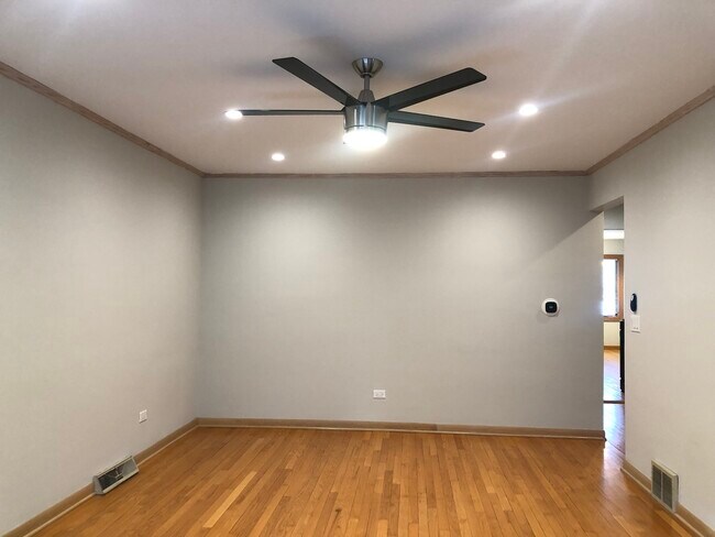 Photo - 2004 Milton Ave