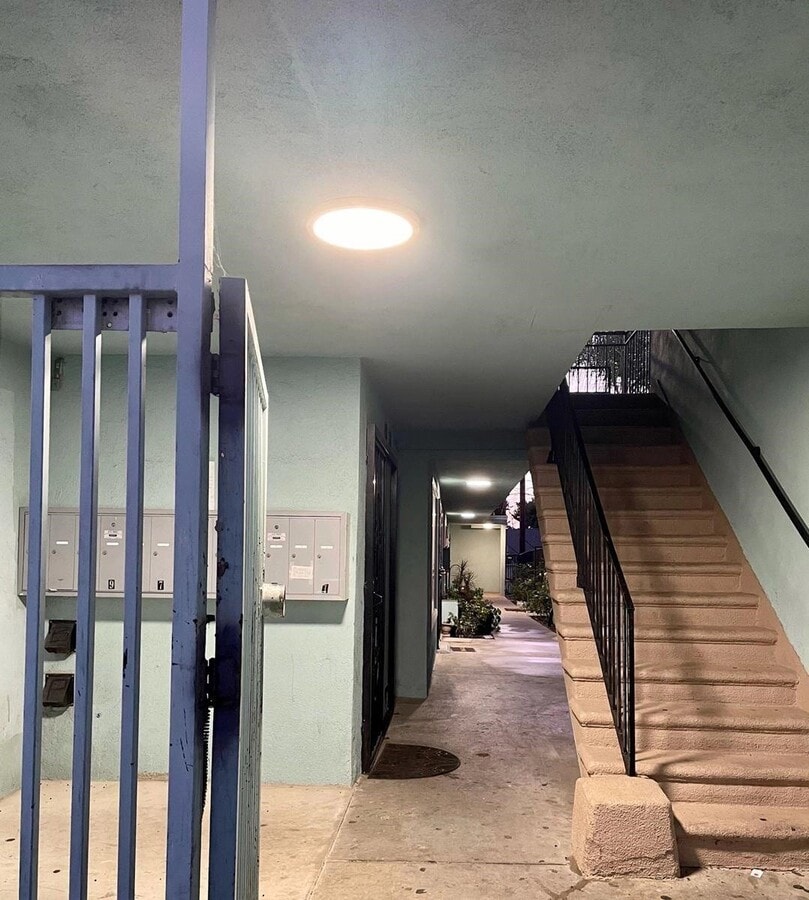 Photo - 1161 DAISY AVE