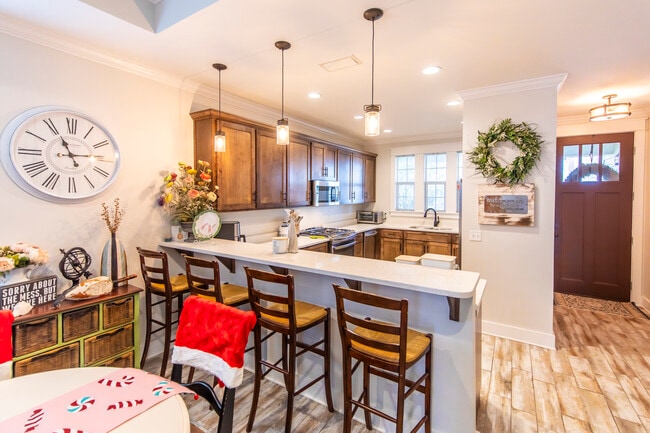 Photo - 325 Turtle Cove