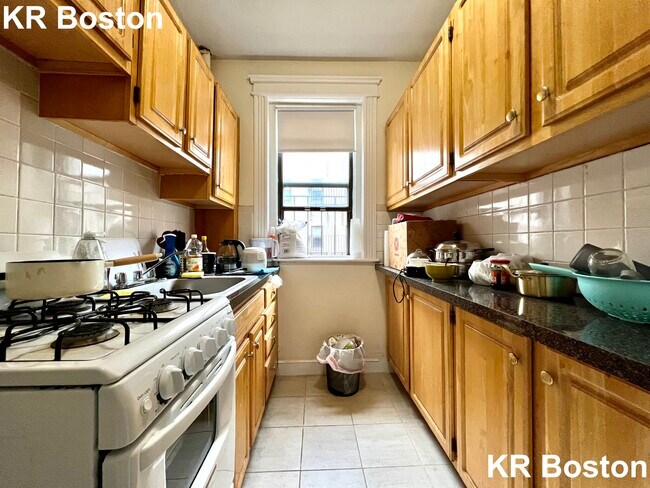 Photo - 1152 Commonwealth Ave Apartments Unit 31