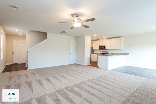 2106 Southlea Dr