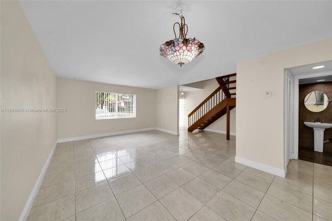 Photo - 4033 SW 68th Way